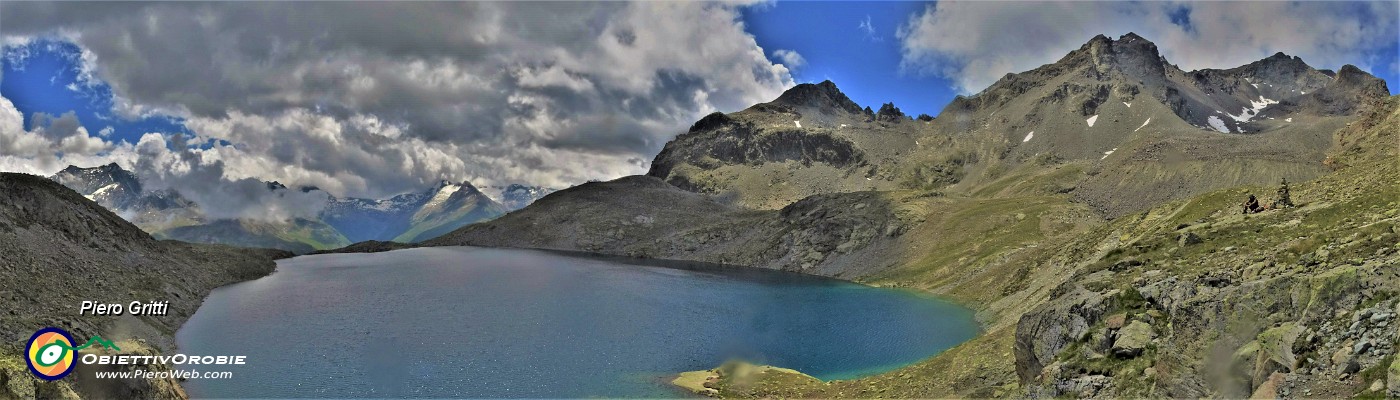 02 Lej da la Tscheppa (2617 m) visto da punto panoramico (1654 m).jpg